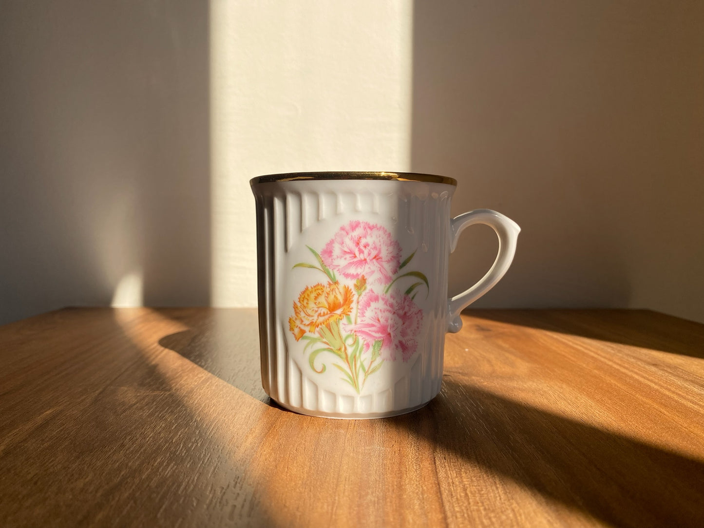 Mug Of JANUARY - CARNATION flower 1993