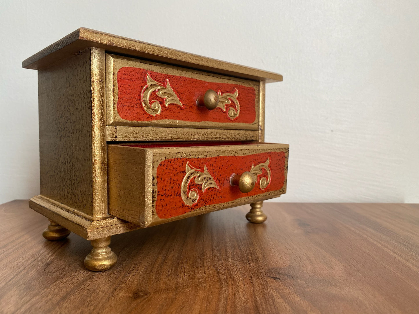 Jewelry Box Musical Red Florentine Made by Toyo Japan 1980s