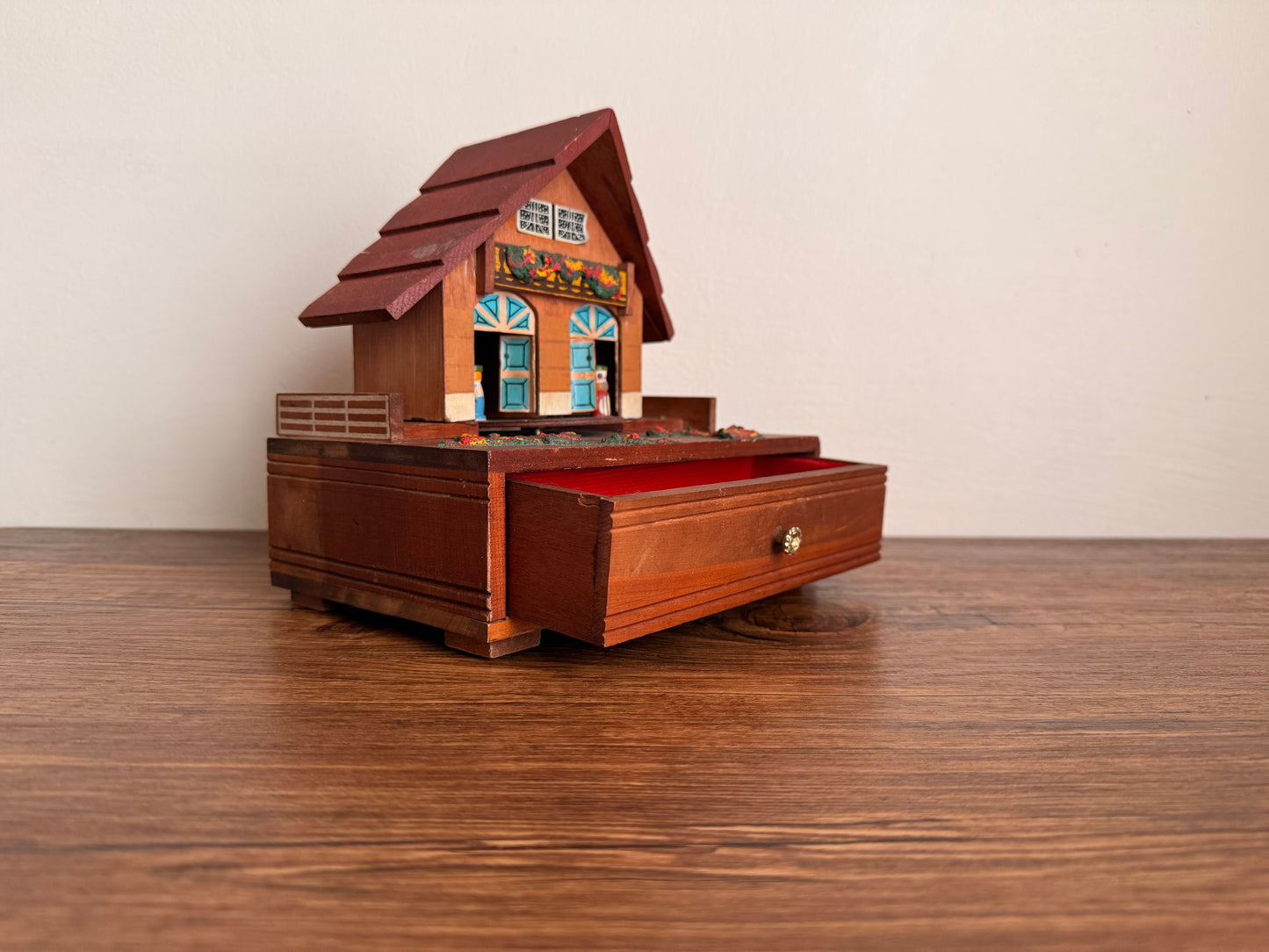Wooden music box by Lador -Japan 1960s