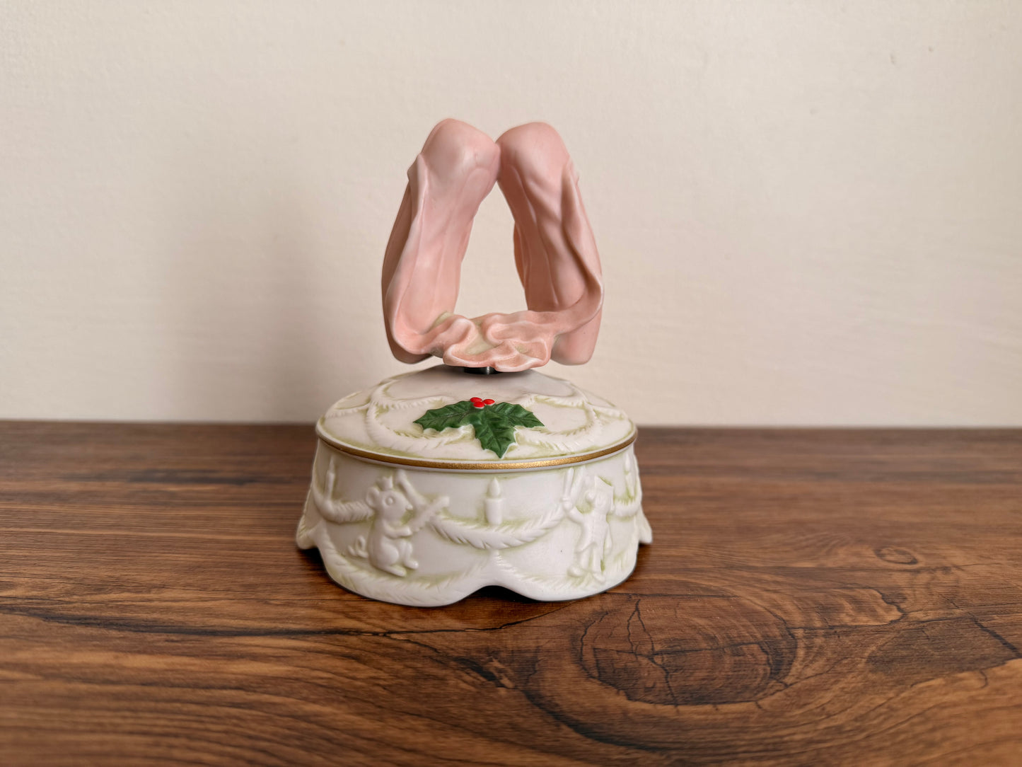 Ballerina music box by RR Roman - Taiwan 1982
