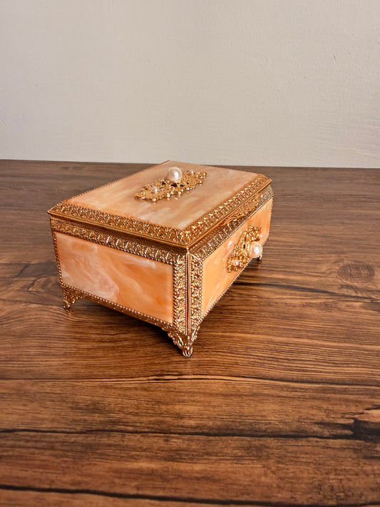 vintage  jewelry music box by Heritage House 1980s