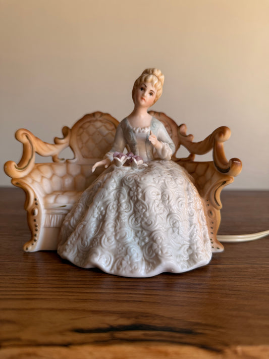 Victorian loveseat lamp light Japan 1960