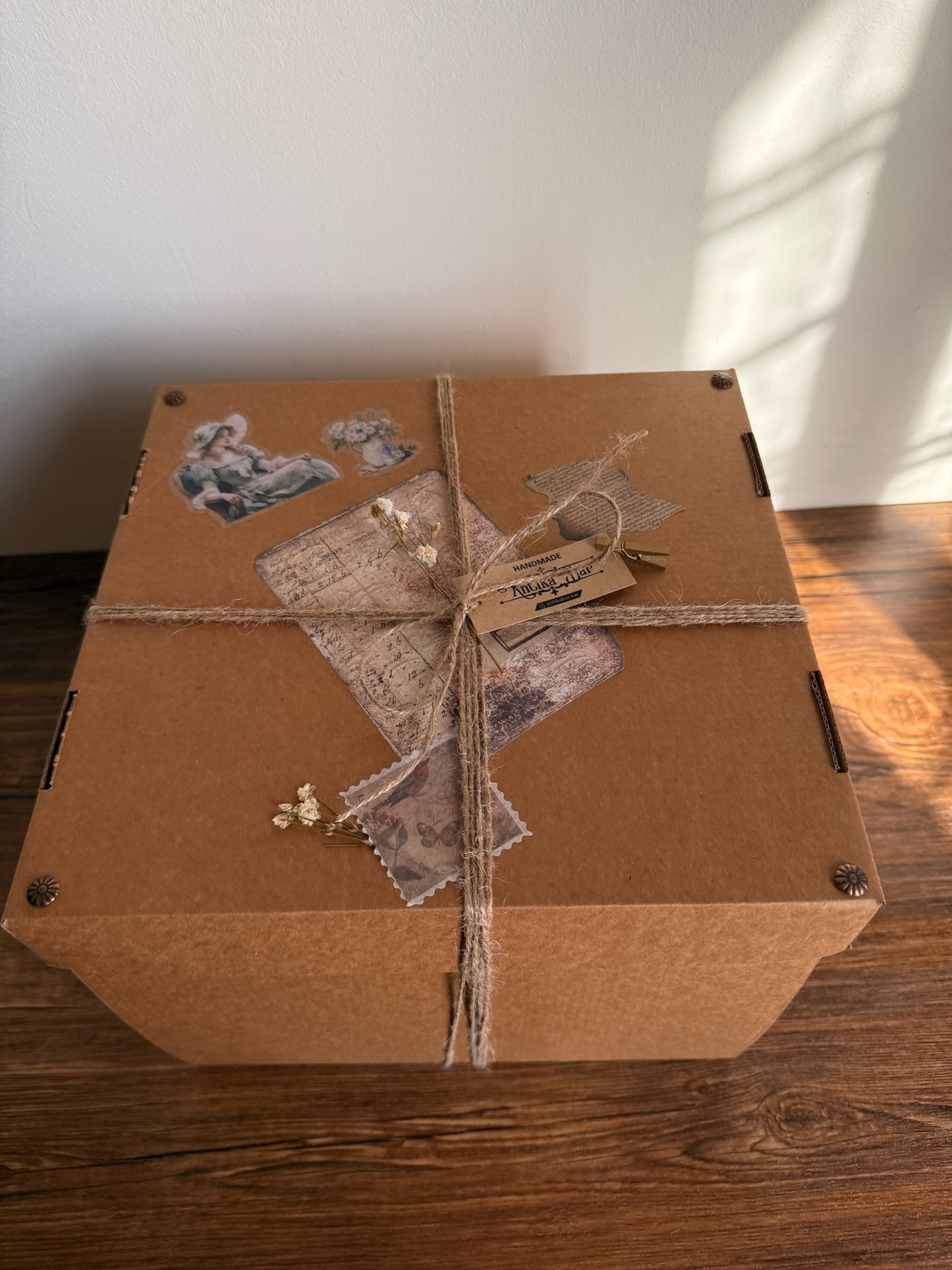 GIFT PACKIGING