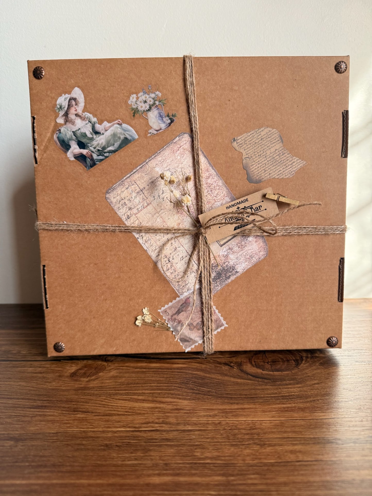 GIFT PACKIGING