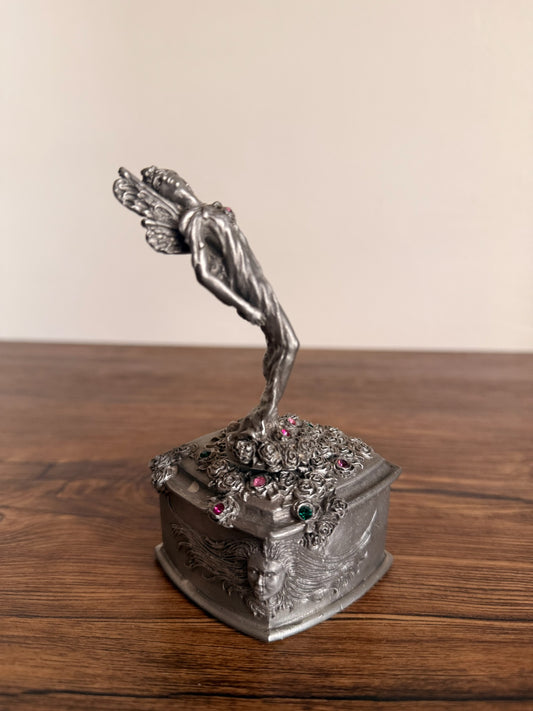 Angel Music Box by comstock USA 1992