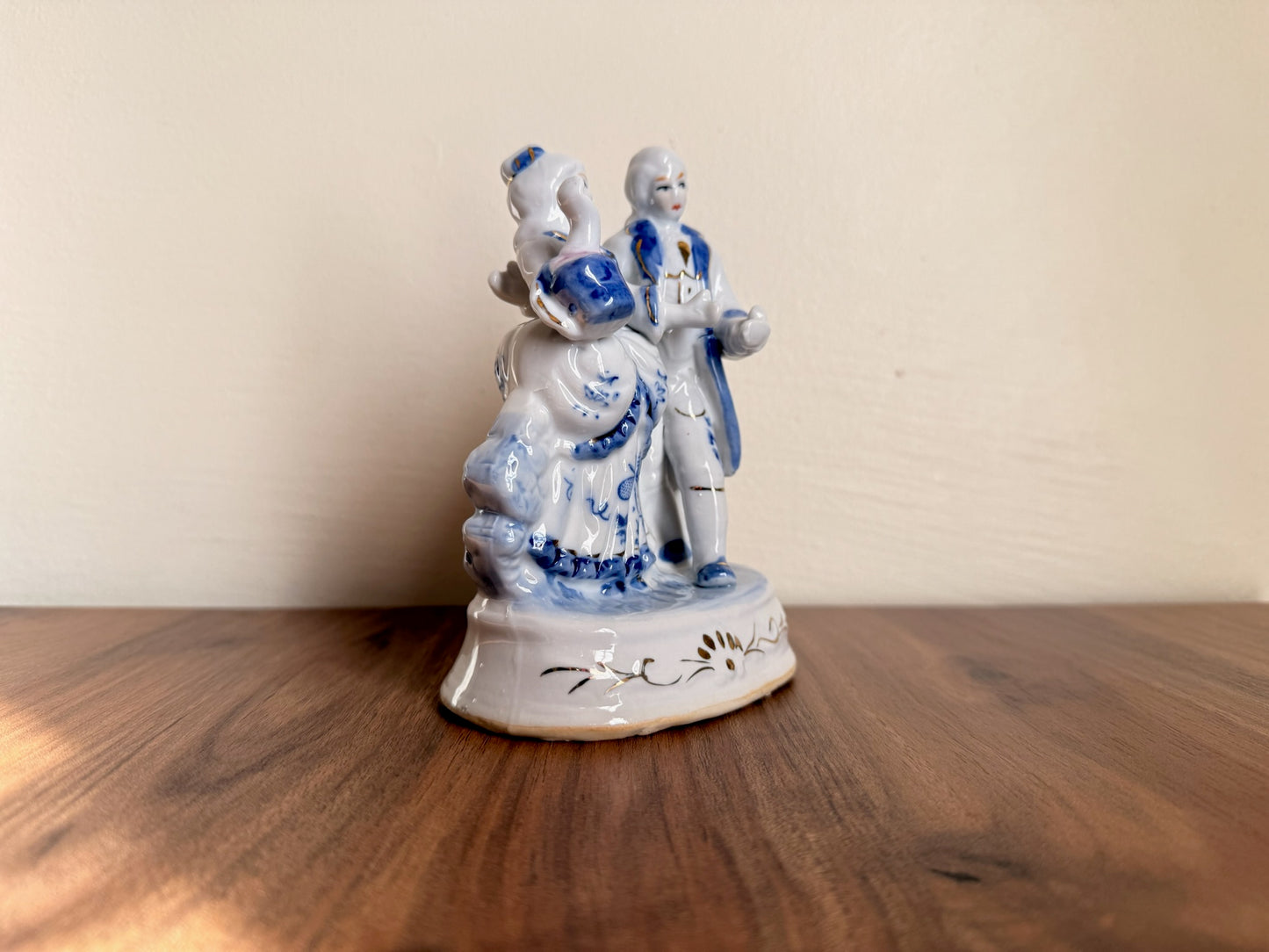 Vintage victorian couple Porcelain Figurine Made in Japan 1970s