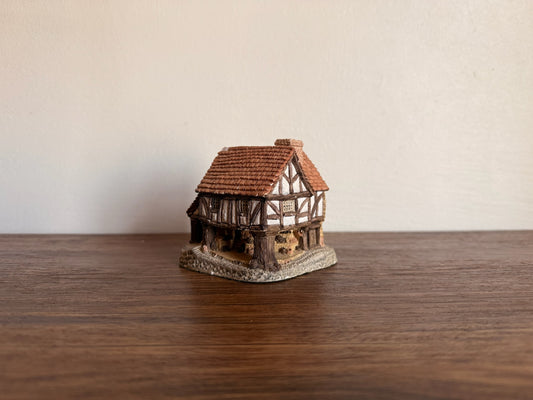 English cottage designed by David Winter 1983